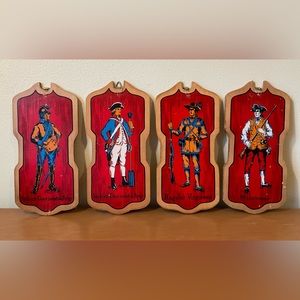 Vintage MCM Colonial Soldiers Wall Plaques